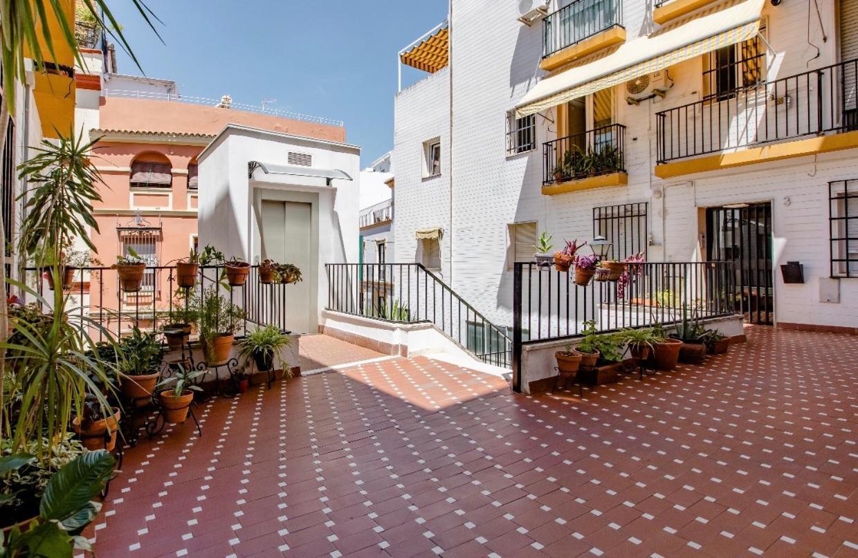 Habitacion Privada Centro Historico Seville Luaran gambar