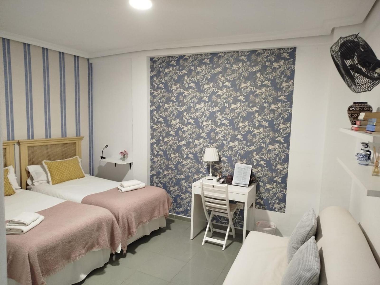 Habitacion Privada Centro Historico Seville Luaran gambar